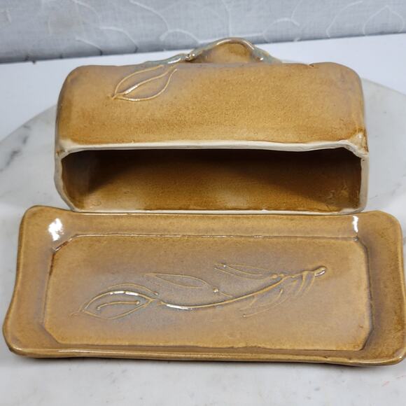 Handmade Pottery Butter Dish with Lid Leaf Handle Studio Stoneware Brown Glaze - Picture 9 of 16